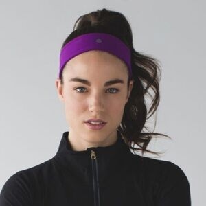 Lululemon Fly Away Tamer Headband
